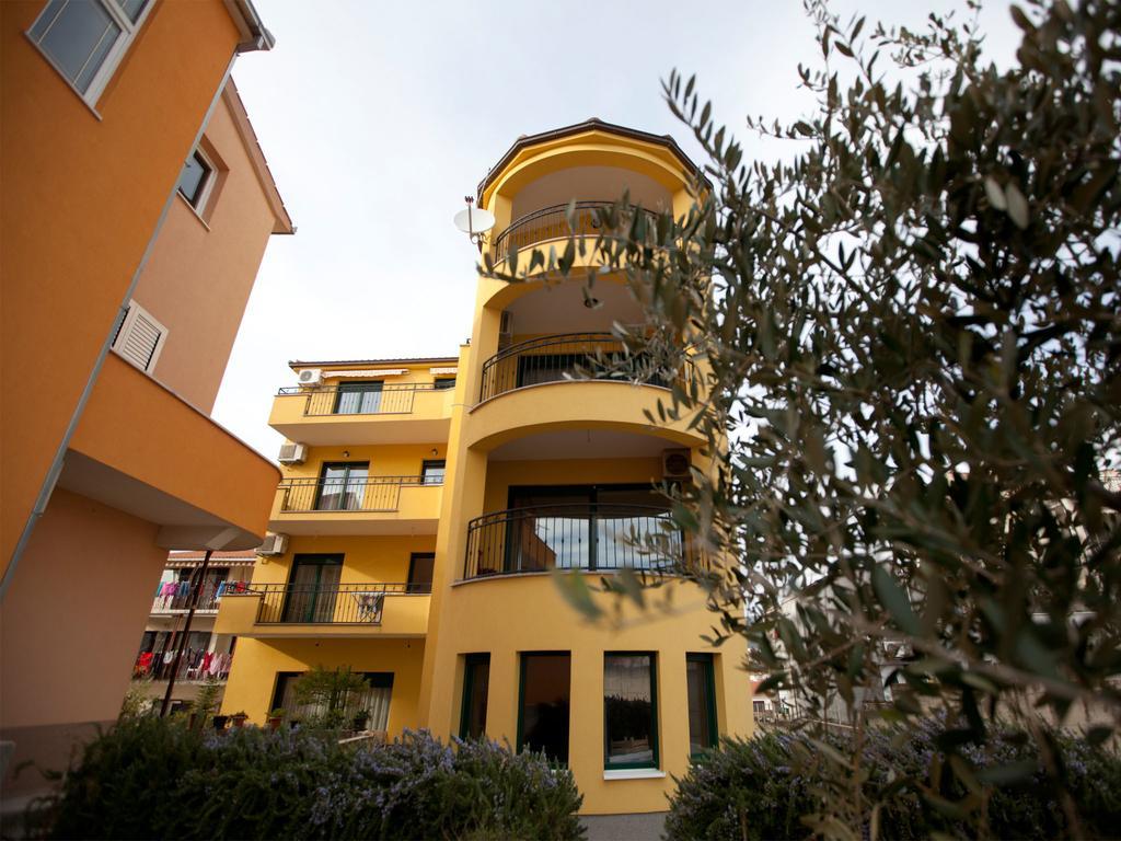 Apartments Roses Stobreč Chambre photo
