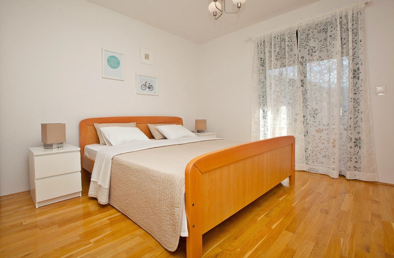 Apartments Roses Stobreč Extérieur photo